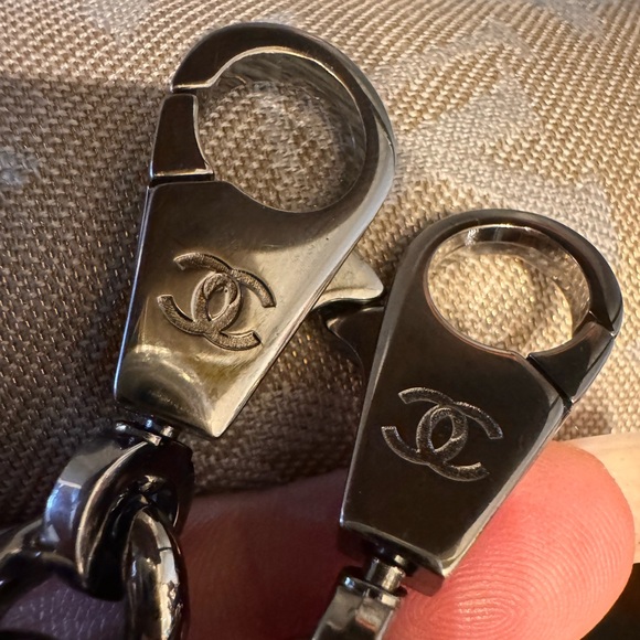 Chanel Chevron Deerskin Bucket Bag-PRICE is FIRM - Picture 3 of 17